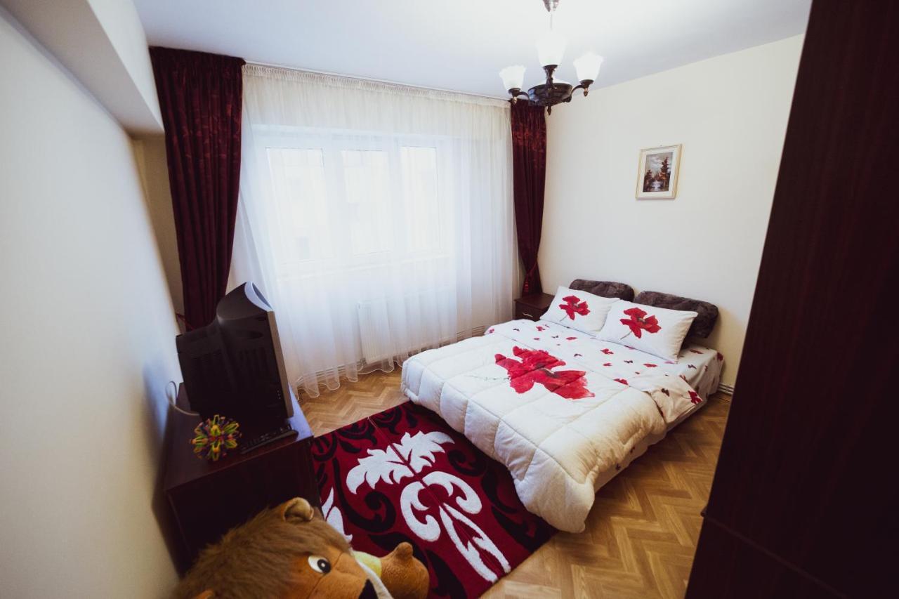 Appartamento Apartament Slanic Prahova Esterno foto