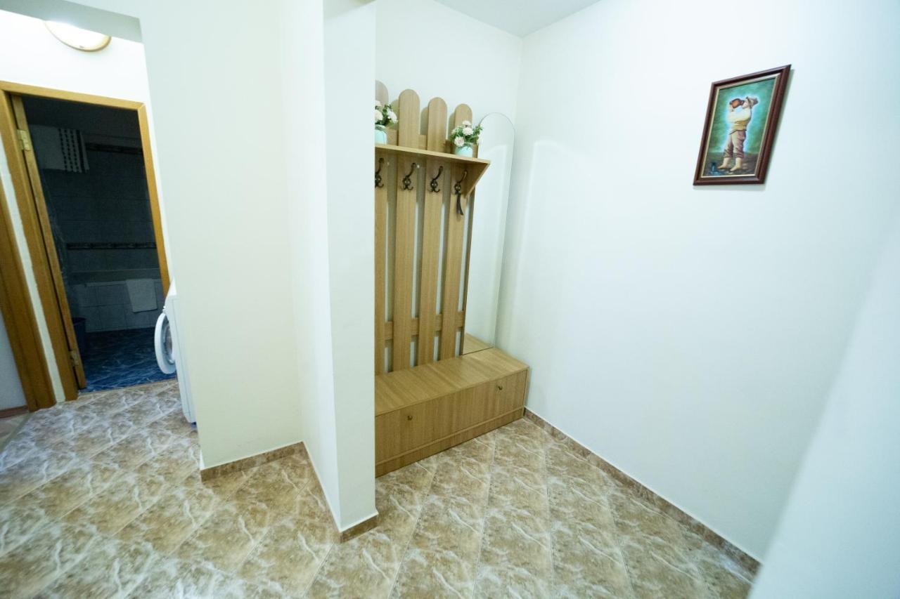 Appartamento Apartament Slanic Prahova Esterno foto